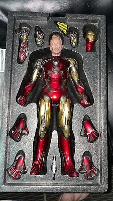 Hot Toys Avengers: Endgame - Iron Man Mark 85 (Battle Damaged Version)  • $700