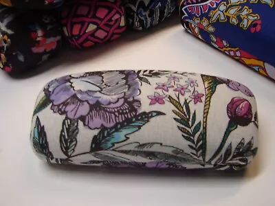 Vera Bradley - PURPLE & WHITE FLORAL - Hard Optical Clamshell Case NWOT • $24.95