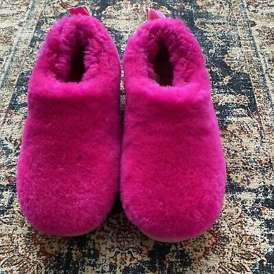 UGG Classic Womens Size 7 US Pink Fur Lined Slipper Cozy Shoes Bootie Barbie • $59.99