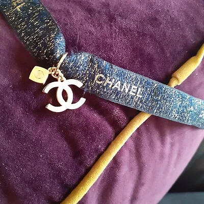 Chanel Charm CC Logo Gold Tone - Limited Edition 2023 Christmas Collection • £28