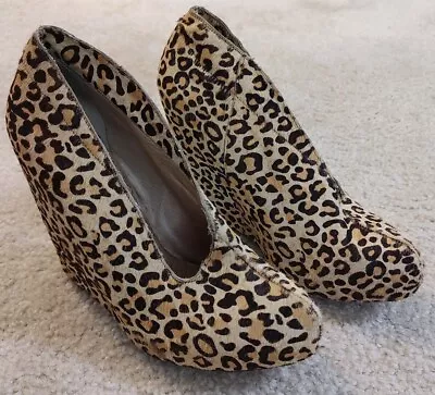 Matiko Jovanna Leopard Print Pony Hair Wedges Platforms Shoes Women's 9 • $13.99