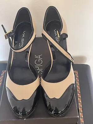 VIA SPIGA WOMEN'S SHOES Made In ITALY Size 85 Color BEIGE AND BLACK  NEW  • $45