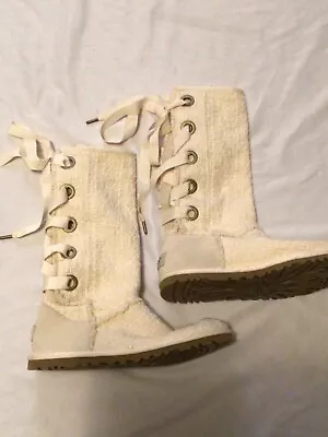 Ugg Australia Heirloom Boots~6~Lace Up Back~Ivory~Cotton~EXC! • $49.95