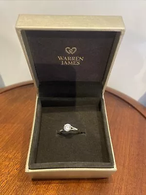 Stunning Warren James 9ct Gold Solitaire CZ Cluster Ring 1.41g Size L • £47