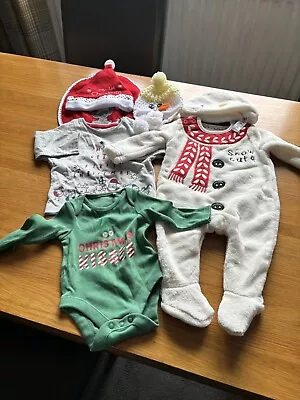 Baby’s Christmas Set • £7.99