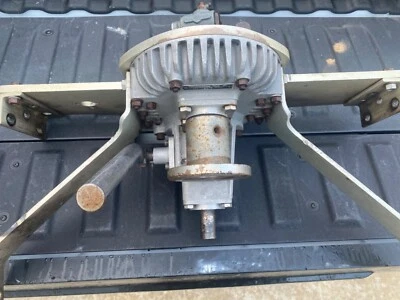 $750 • Buy Thoroughbred Boat V-Drive Unit 