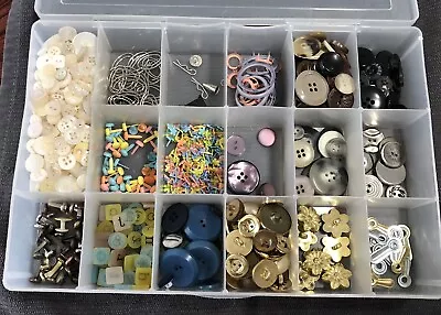 Vintage Buttons & Accessories With Box 500+ Pieces • $12