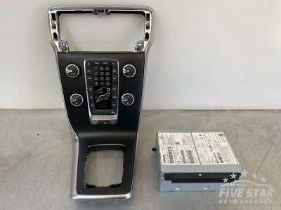 Volvo V40 Radio CD Player Head Unit 2019 Hatchback 4/5dr 32141023 (15-19) T3 • $63.75