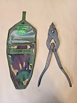 Ex Military /| Frog Barbed Wire Cutters In DPM Camo Storage Case Belt Pouch • $37.27