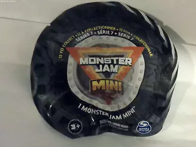 SPIN MASTER 2022 MONSTER JAM Monster Mutt GOLD CHASE MINI MONSTER TRUCK SERIES 7 • $7.95