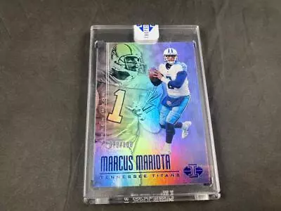 2017 Panini Illusions Football Marcus Mariota Trophy Collection Blue 73/100 • $4.99