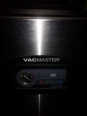 $1500 • Buy VacMaster VP540 Chamber Vacuum Sealer W/ (2) 20  Seal Bars, 110v