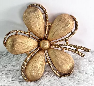 Crown Trifari Vintage Signed Brushed Gold Tone Flower Brooch • $35