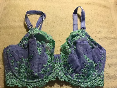 EXC Wacoal 65191 Embrace Lace Underwir Embroidered Green W Lilac Bra 32DD FR/SHP • $24.99