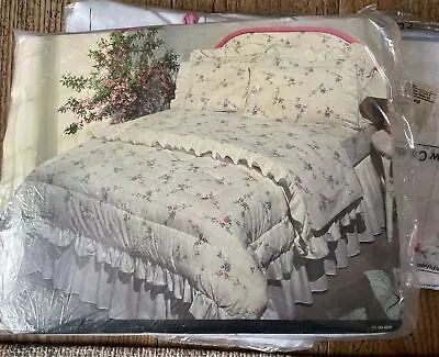 Vintage JC Penny Laurie Floral Full Flat & Fitted Sheet & Pillowcase Set In Pkg • $36.95