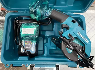 Makita 12V Max CXT Lithium-Ion Cordless 3 3/8  Circular Saw Kit Model - SH02R1 • $130