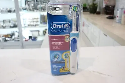 Oral B Vitality Plus Floss Action Electric Toothbrush • $44