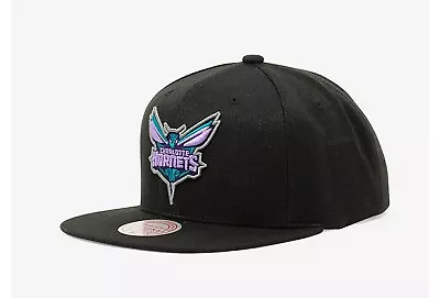 Mitchell & Ness Charlotte Hornets Highlighter Team Pop Snapback Cap Unisex.  • $28.99