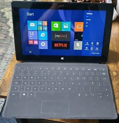 Microsoft Surface RT 32GB Wi-Fi 10.6in Black With Touch AND Type Keyboards  • £22