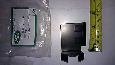 Ex Army Reserve -  Land Rover Mounting Bracket P/n Ahu 710120 • $22.08