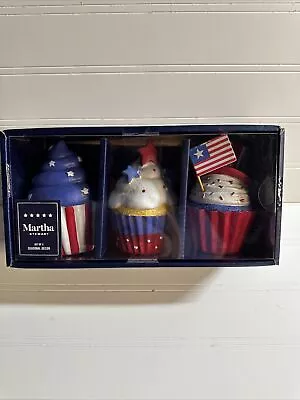 Martha Stewart 4th Of JULY Cupcakes  3 FAUX Stars And Stripes Red White & Blue • $39.99