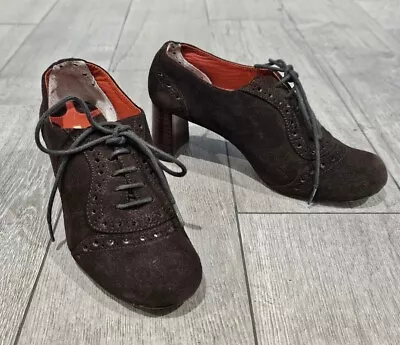 MAX STUDIO Brown Suede Lace Up Cap Toe Heeled Oxfords Heels 6M • $35.99