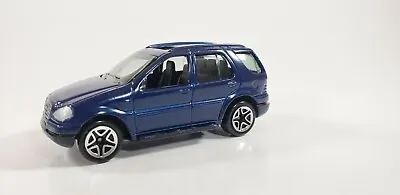 1:64 1998-2005 Mercedes-benz Ml 430  Collectible Diorama Diecast Model Car • $4.99