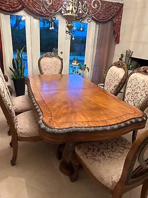 Michael Amini Paradisio Dining Set 8 Chaos Two Leaves Barely Used Beautiful  • $5.50