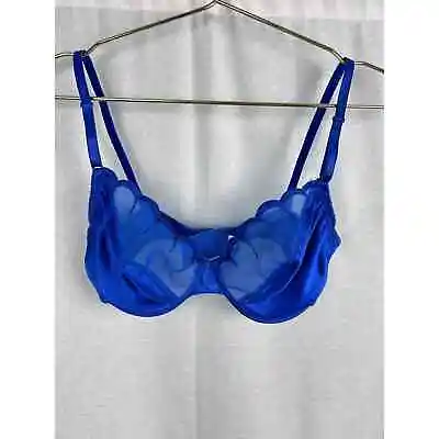 Victoria's Secret Vintage Womens Size 34B Blue Satin Scalloped Mermaid Shell Bra • $39.99