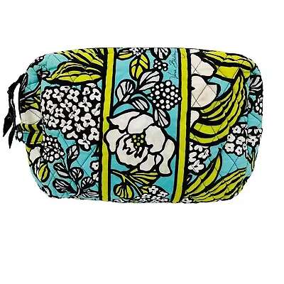 Vera Bradley Cosmetic Bag In Island Blooms • $13