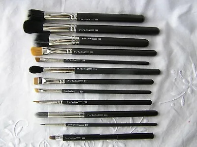 £17.99 • Buy MAC Makeup Brushes - Various - Brand New & Authentic