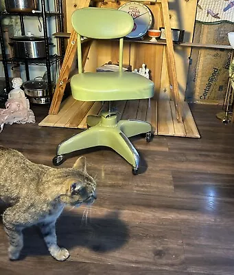 Vtg INDUSTRIAL OFFICE SWIVEL CHAIR Desk Tanker Mid Century Vinyl Steel Green • $145