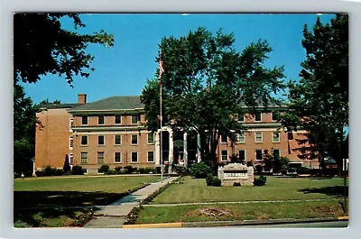 Marion OH-Ohio City Hall Vintage Postcard • $7.99