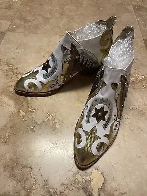 $320 • Buy Vintage Zalo Ankle Boots White & Gold Metallic Cowgirl Western Southwestern 