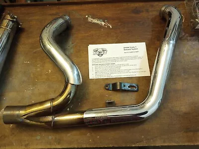 VANCE & HINES DYNA 2 INTO 1 EXHAUST SYSTEM PART # 16507 And 16607 • $275