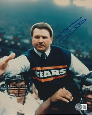 MIKE DITKA Signed On Players' Shoulders 8x10 PHOTO Beckett Auth (BAS) • $49.95