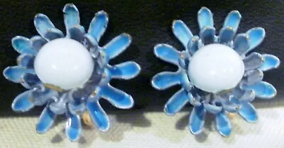 Vintage Blue Daisy Flower Clip On Earrings • $14.99