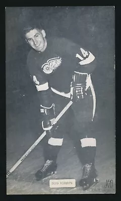 1960's J.D. McCarthy Hockey Postcard -DOUG ROBERTS (Detroit Red Wings) • $6.99