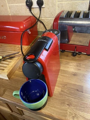 £25 • Buy Nespresso Coffee Machine,  Red Finish By Magimix