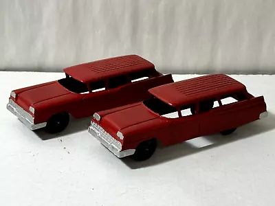 Vintage Tootsietoy Lot Of 2 FORD COUNTRY SEDAN Red #24 P10296 5 1/2+  • $0.95