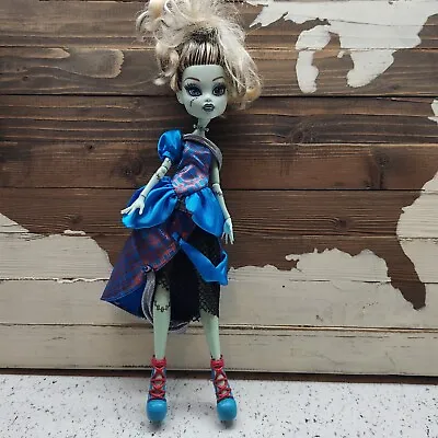 Monster High Scarily Ever After Threaderella Frankie Stein Doll Target Exclusive • $23.99