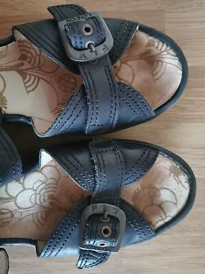 £12.50 • Buy Fly London Sandals Size 5