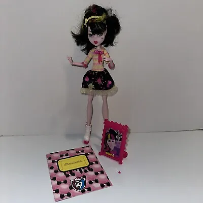 Monster High Art Class Draculaura Doll • $59