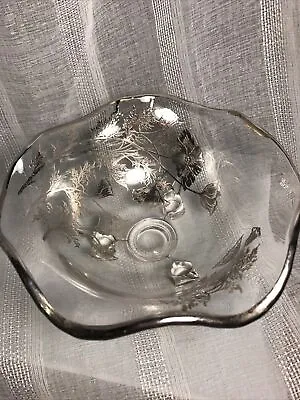 VTG CLEAR W/ SILVER Overlay 3 Footed GLASS CANDY DISH BOWL POPPY Flower Leaves • $14
