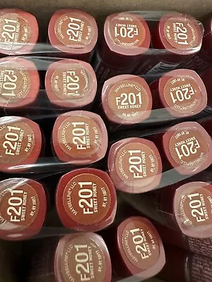 10 X Maybelline Moisture Extreme Lipstick F201 Sweet Honey • $93