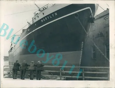 £12.60 • Buy 1953 Shipyard Workers On The Tyne & Cargo Ship MV Marylyn Original Press Photo 