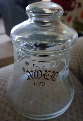 $5 • Buy Vintage 1979 NOEL Bell Shape Etched Glass Apothecary, Candy Treat Jar 5”lidded