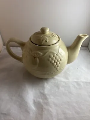 Buttercream Glaze Raised Fruit Apple Grapes Strawberries Teapot Vintage • $15