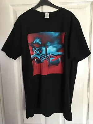 £60 • Buy Roger Waters Pink Floyd Us And Them 2018 Tour Shirt Dsotm Final Cut Birmingham