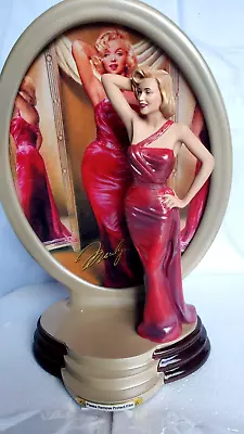 Marilyn Monroe Diamonds & Pearls Collection SATIN JEWEL Statue Plate COA -NEW • $15